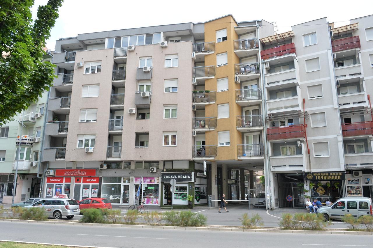 Apartment Pleasure Novi Sad Exterior photo